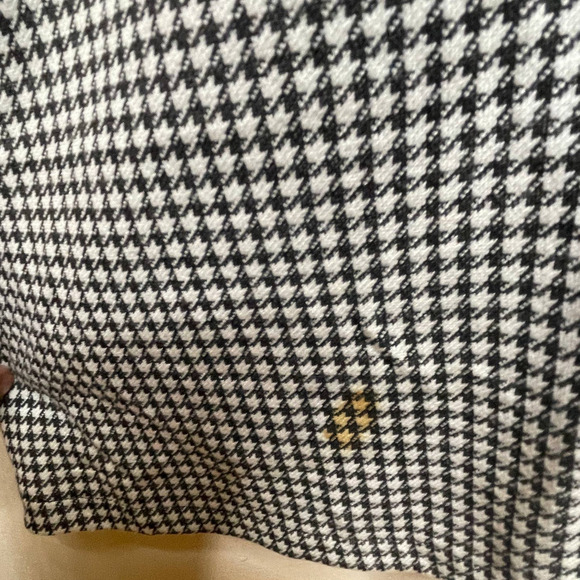 BCBG Paris Sleeveless Houndstooth Below the Knee 1950's Style Dress Size 6 - Picture 5 of 7